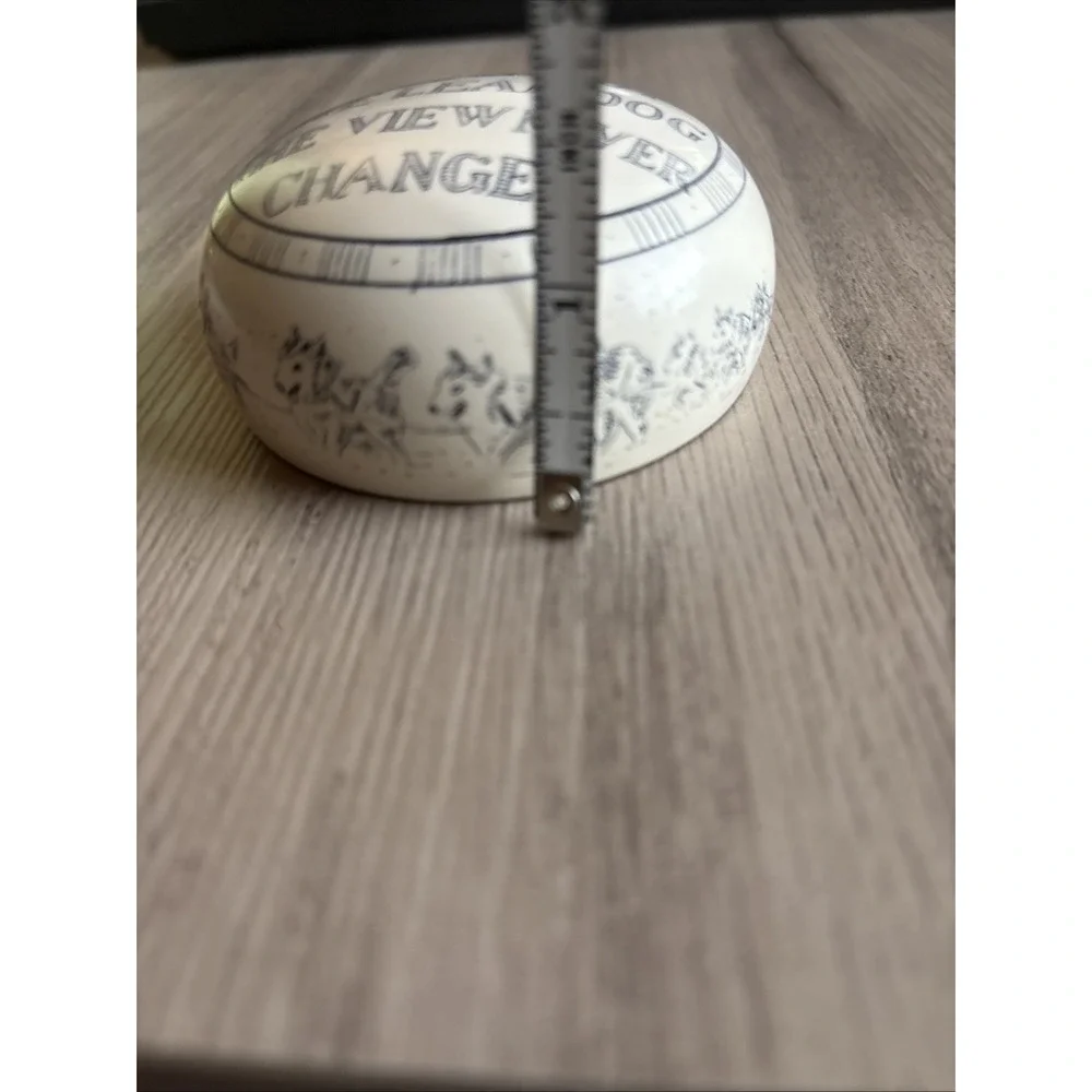 Vintage Scrimshaw Style 